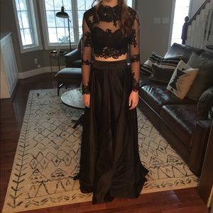 Black prom dress